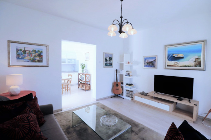 PRIZEMLJE (NIVO BAZENA), Villa Mendula Trogir - Službena web stranica Okrug Gornji