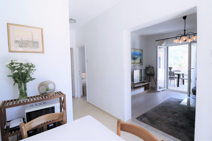 Villa Mendula Trogir - Službena web stranica Okrug Gornji