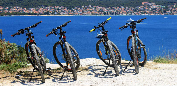AKTIVNOSTI, Villa Mendula Trogir - Službena web stranica Okrug Gornji