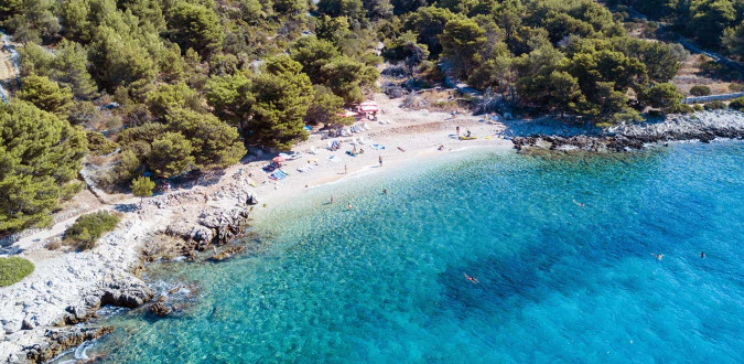 NA&Scaron;E PLAŽE, Villa Mendula Trogir - Službena web stranica Okrug Gornji