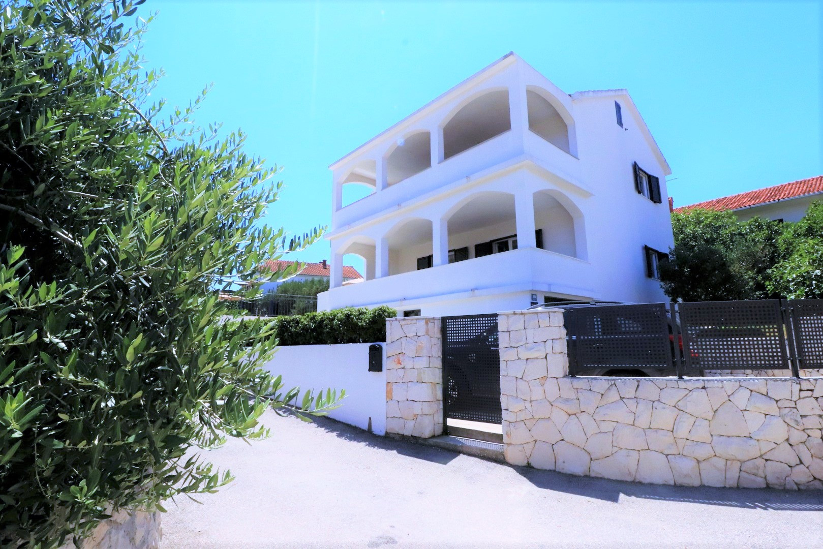 VILLA MENDULA - , Villa Mendula Trogir - Official Website Okrug Gornji