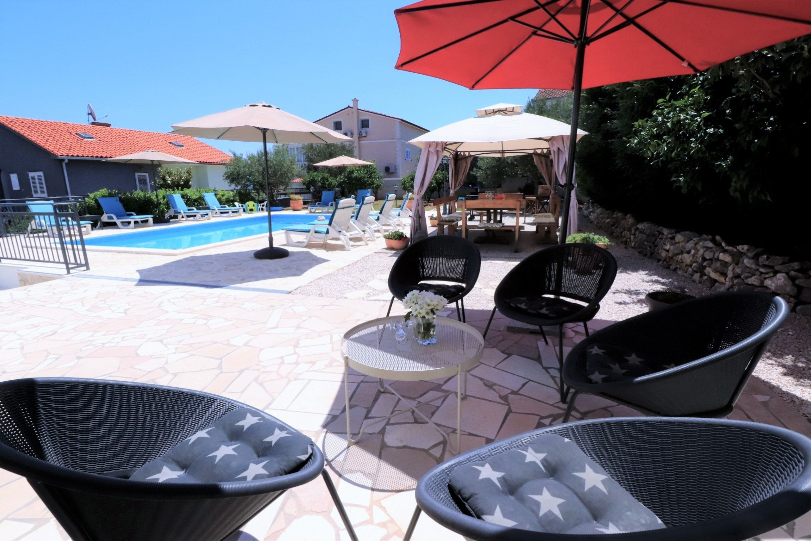 VILLA MENDULA - , Villa Mendula Trogir - Official Website Okrug Gornji